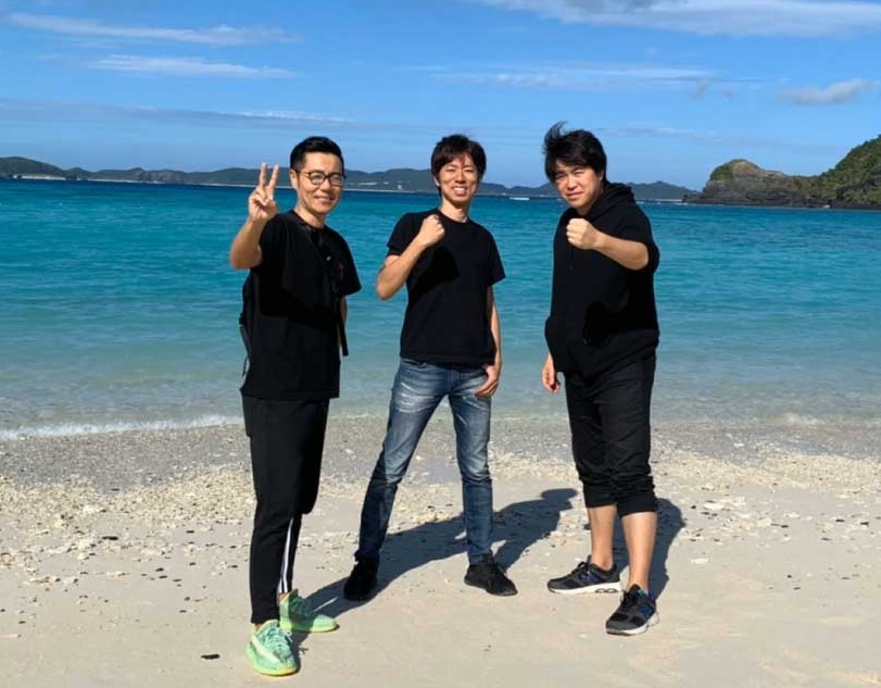 ゆめのば3人の講師(沖縄ビーチにて)